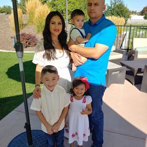 Meet your Posher, Kaira